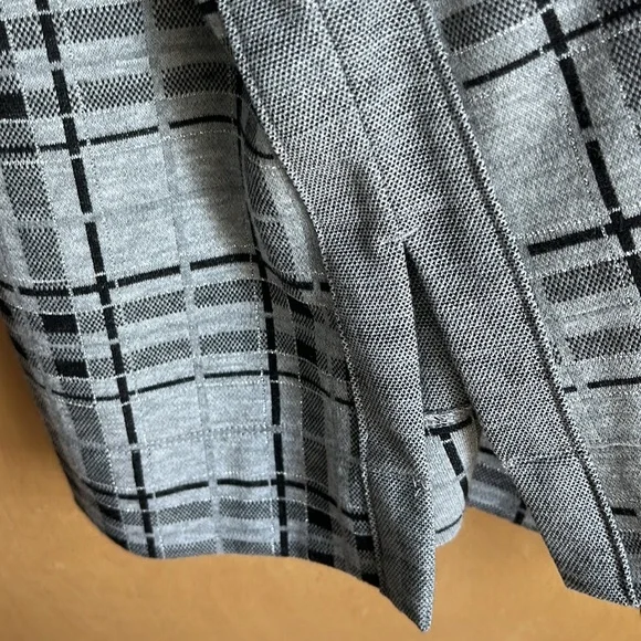 J Jill Plaid Tunic Top - Picture 5 of 6